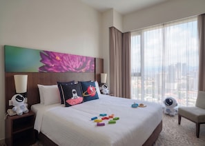 Astronaut-Themed 1 Bedroom Premier Family Suites | In-room safe, desk, laptop workspace, blackout curtains - Somerset Kuala Lumpur (Kuala Lumpur)