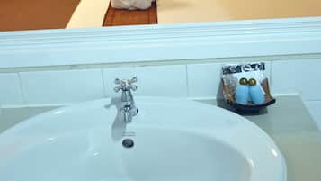 Premium bedding, Select Comfort beds, minibar, in-room safe