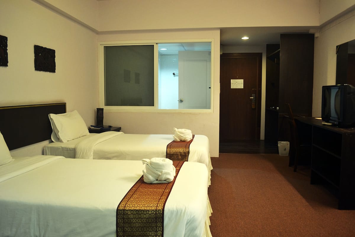 ห้องสแตนดาร์ด | เครื่องนอนระดับพรีเมียม, เตียง Select Comfort, มินิบาร์