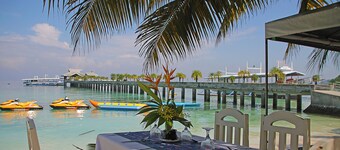 Hof Gorei Beach Resort