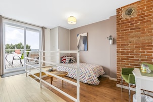 Ropa de cama de alta calidad, tabla de planchar con plancha y cunas