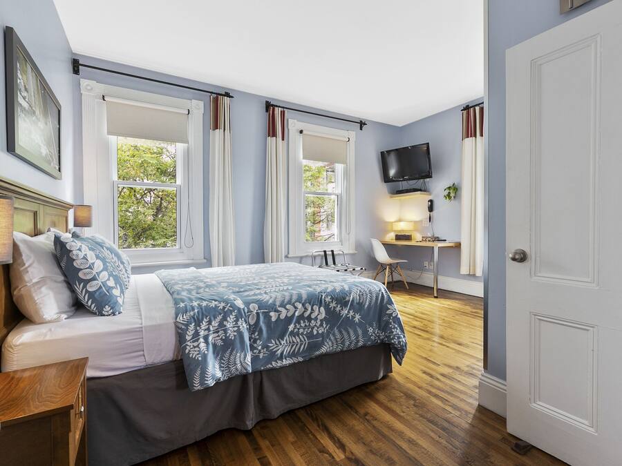 Ropa de cama de alta calidad, tabla de planchar con plancha y cunas