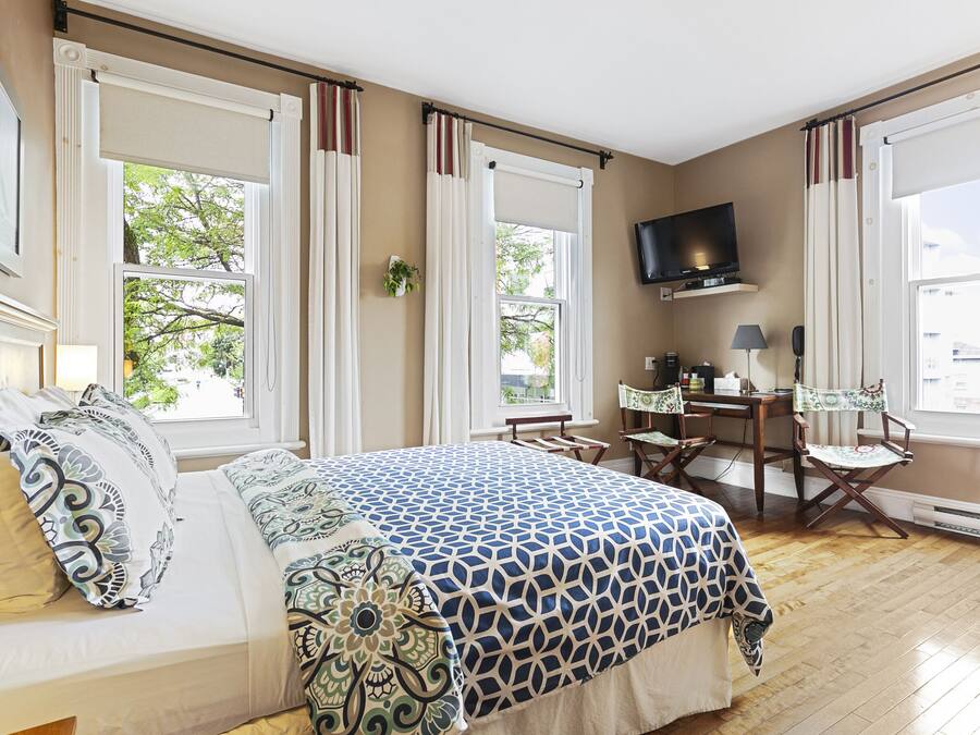 Ropa de cama de alta calidad, tabla de planchar con plancha y cunas