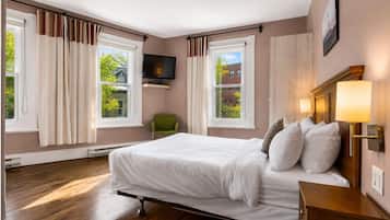 Habitación estándar, 1 cama de matrimonio | Ropa de cama de alta calidad y tabla de planchar con plancha
