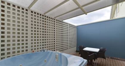 Geneva Motor Lodge
