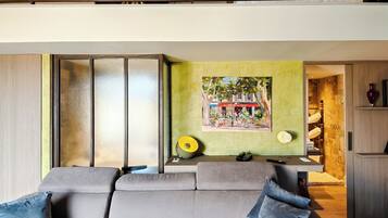 Suite (Duplex) | 1 habitación y caja de seguridad en la habitación