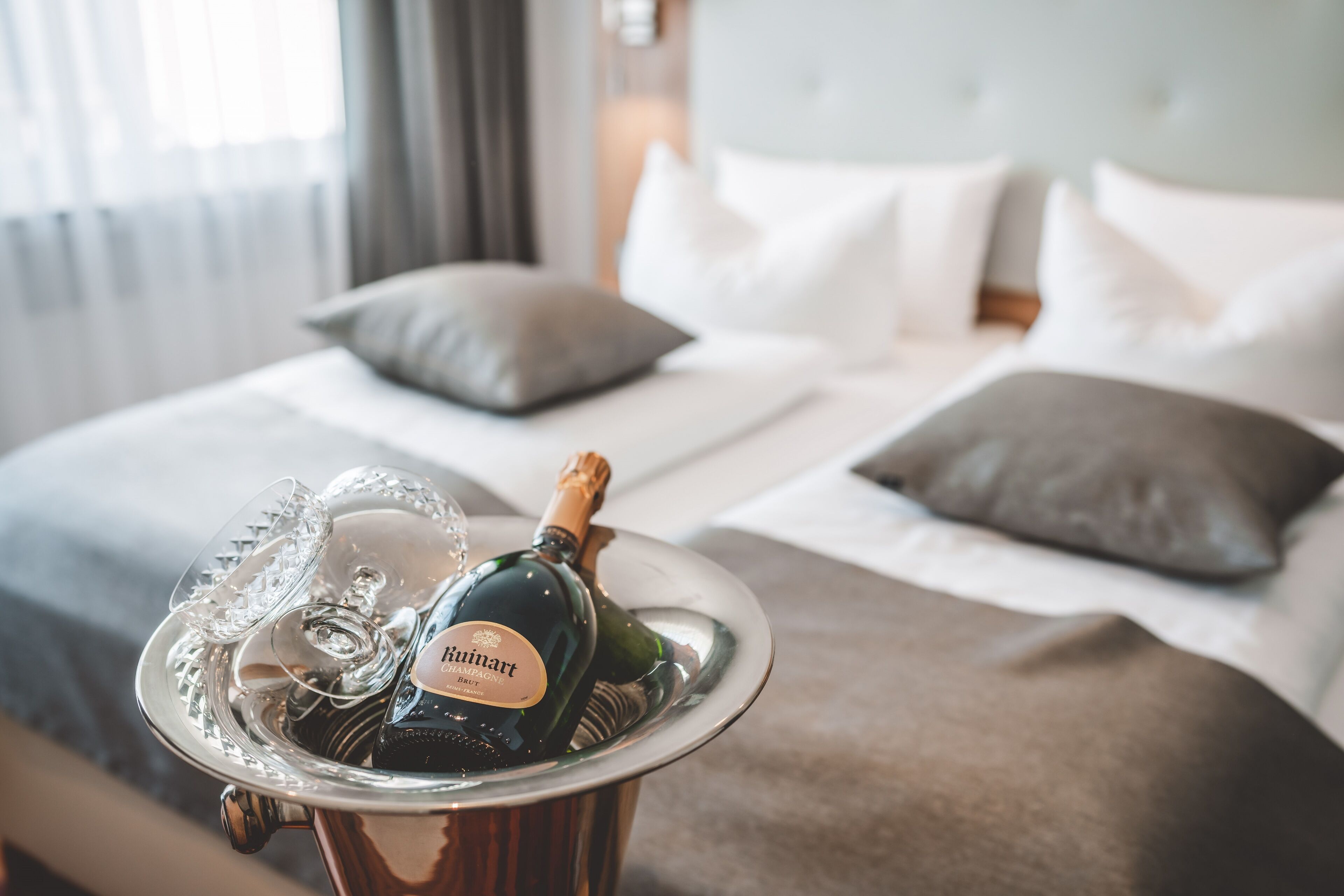 apartment | 1 bedroom, hypo-allergenic bedding, in-room safe, desk