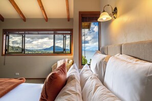 Premium appartement, bubbelbad | Luxe beddengoed, een kluis op de kamer, individueel gemeubileerd