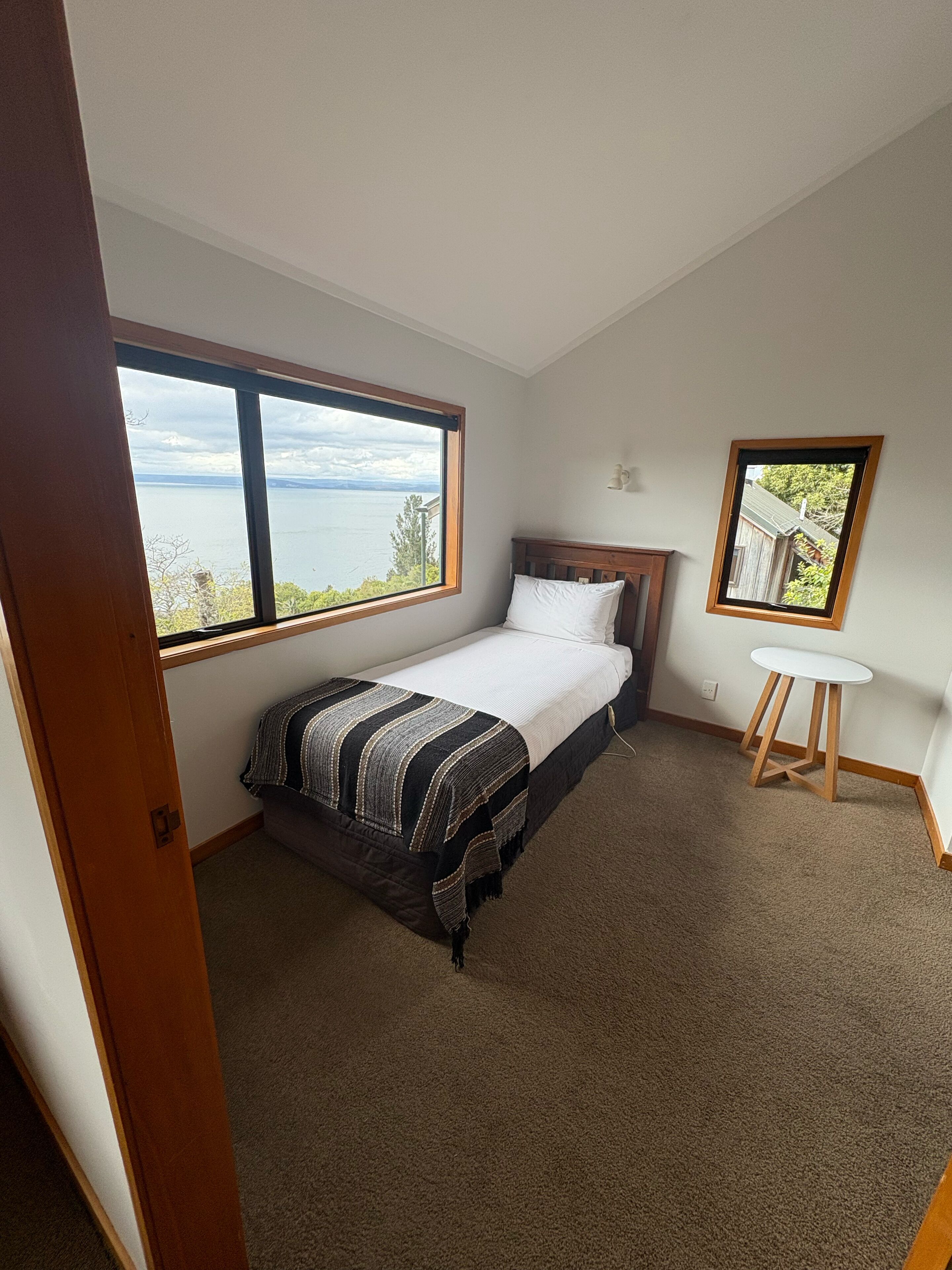 premium house, 3 bedrooms, lake view | 2 bedrooms, in-room safe, individually furnished, desk