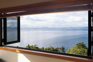 Apartamento premium | Vista para o lago