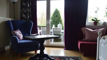 Appartement, en-suite badkamer | Uitzicht vanuit accommodatie