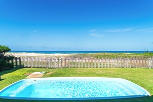 Royal Villa Capri | Minibar, in-room safe, blackout drapes, free WiFi