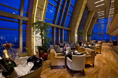 Ningbo Nanyuan Universe Deluxe Hotel