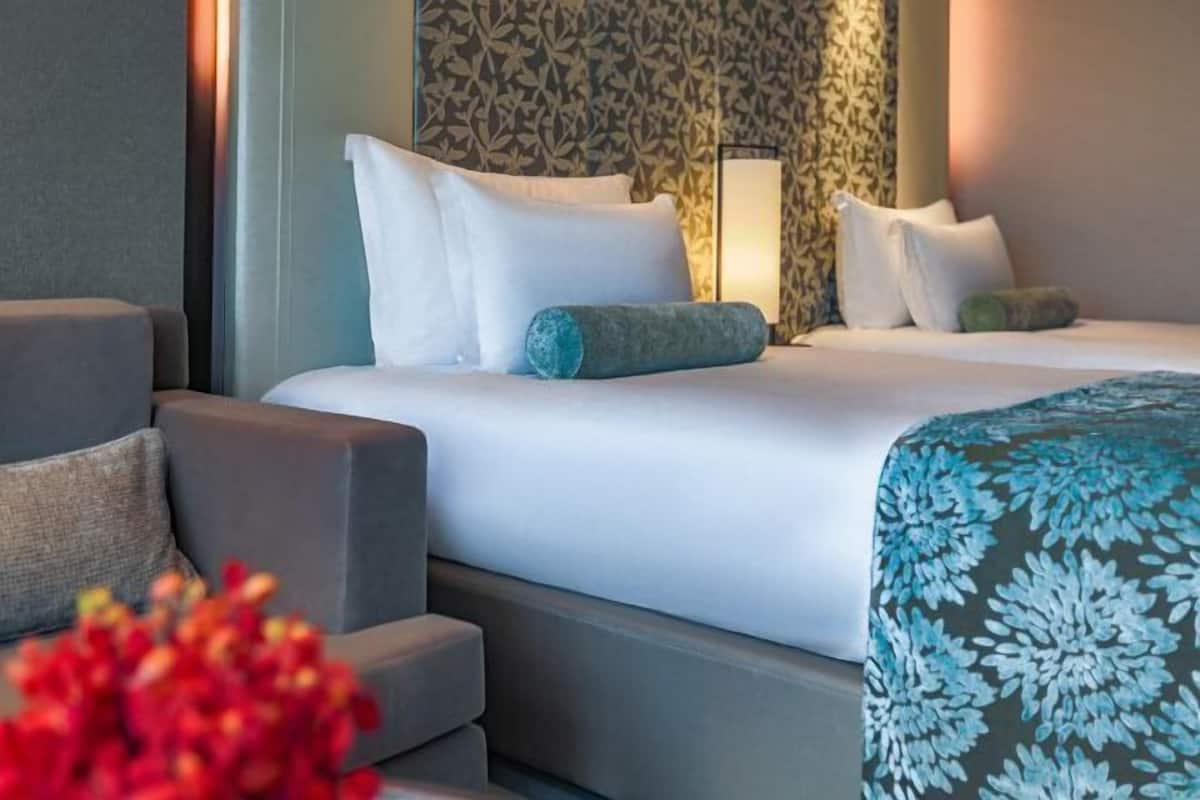 1 bedroom, down duvets, minibar, in-room safe
