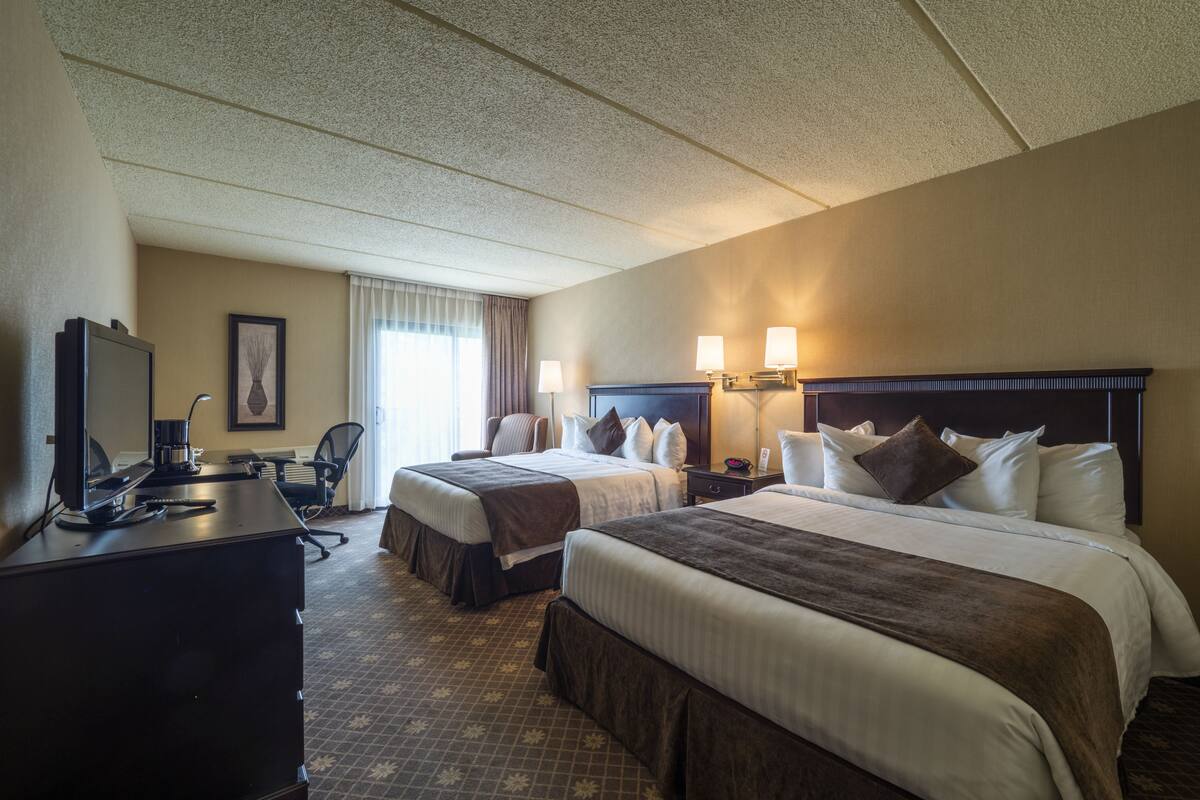 comfort room, 2 queen beds | desk, blackout curtains, soundproofing, iron/ironing board