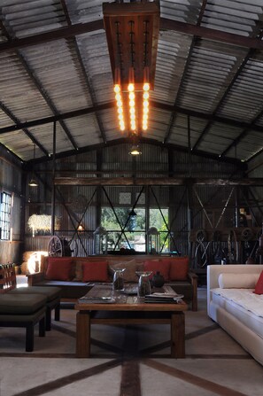 Sala de estar en el lobby