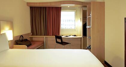ibis Gloucester