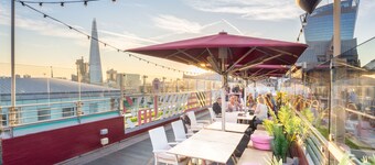 DoubleTree by Hilton Hotel London -Tower of London