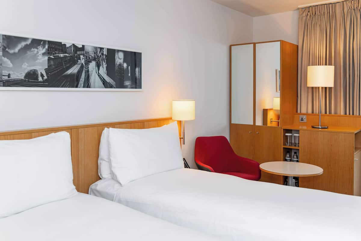 Biancheria da letto ipoallergenica, minibar, una cassaforte in camera