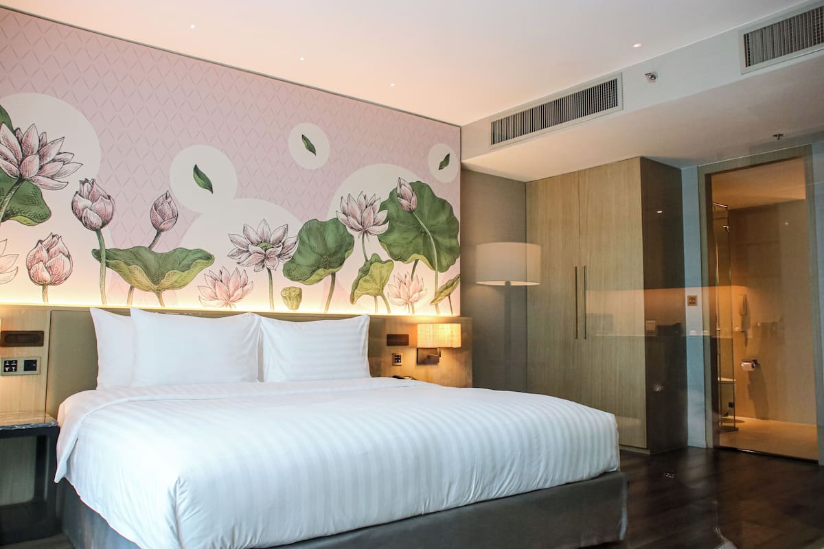 Premium bedding, memory-foam beds, minibar, in-room safe