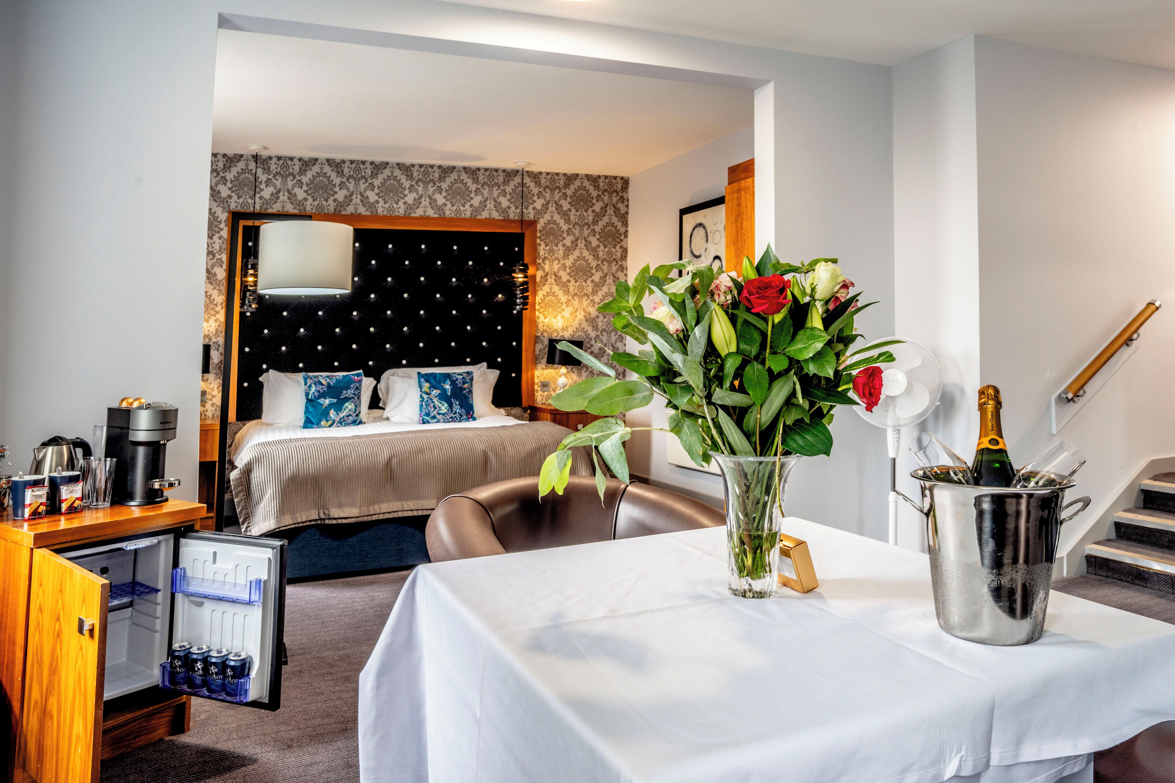 king junior suite | hypo-allergenic bedding, desk, iron/ironing board, free wifi