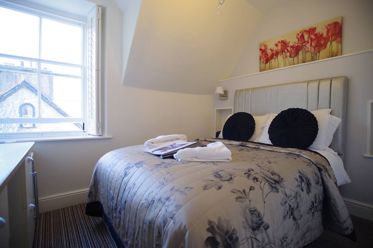 Standard Double Room | Egyptian cotton sheets, premium bedding, soundproofing
