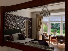 슈피리어 더블룸 | 이집트산 면 시트, 고급 침구, 각각 다른 스타일의 인테리어, 각각 다르게 가구 비치