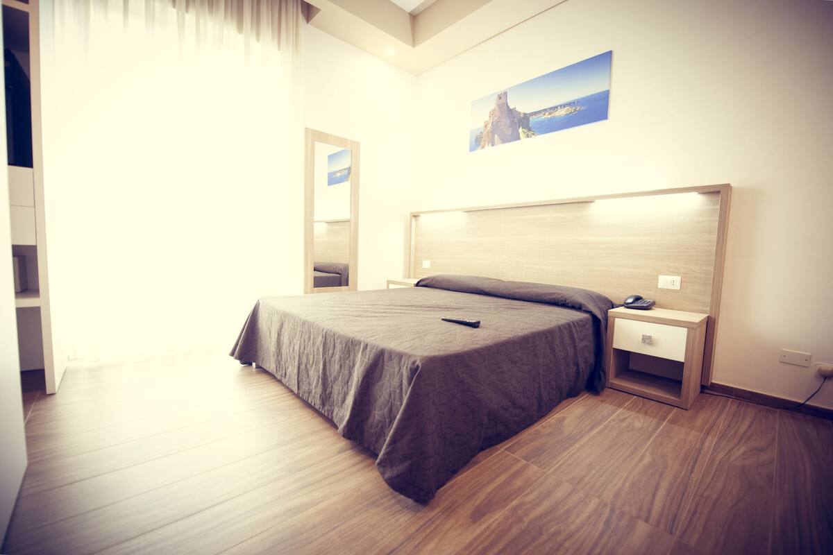 1 間臥室、義大利 Frette 床單、高級寢具、迷你吧