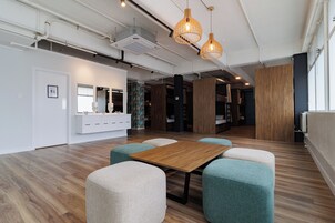 Svefnskáli (Bed in 20 Bed Ensuite - Female) | Ofnæmisprófaður sængurfatnaður, ókeypis þráðlaus nettenging, rúmföt