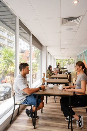 Dining room - Haka House Auckland City (Auckland)