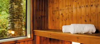 Haka House Franz Josef