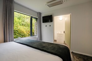 Roupas de cama antialérgicas, Wi-Fi de cortesia, roupa de cama