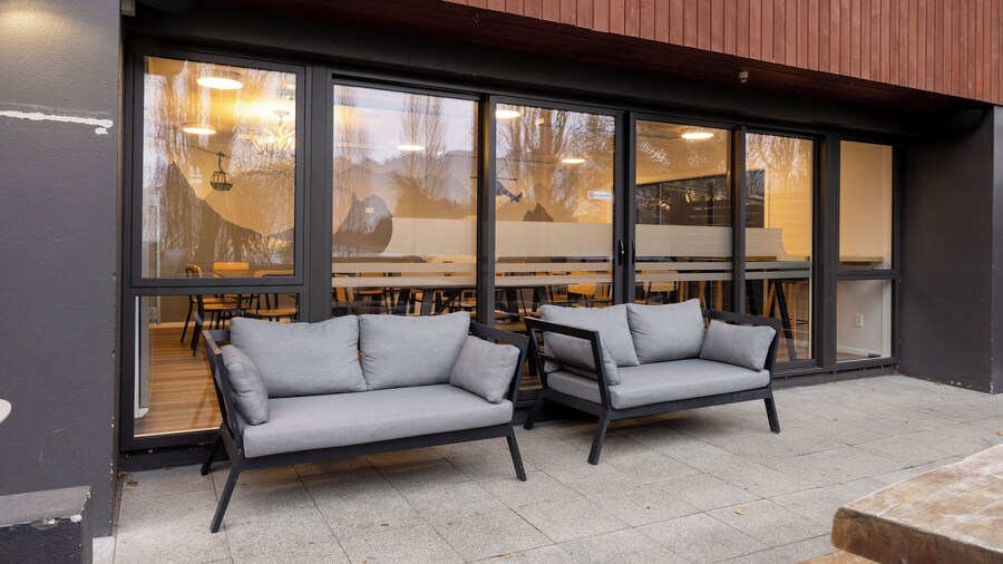 Haka House Queenstown Lakefront