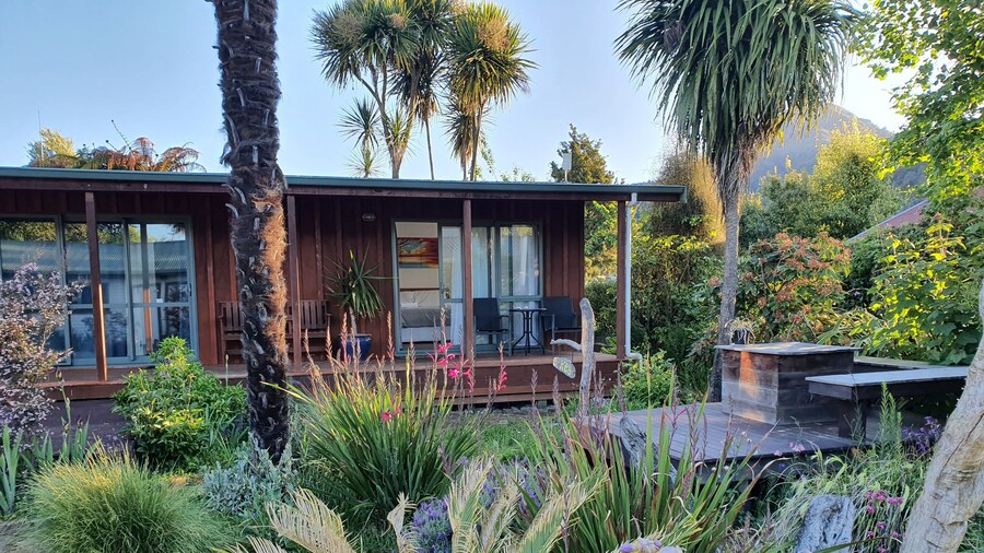 Off The Beaten Trail Accommodation & Bike Tours