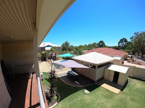 Appartement Deluxe, 2 chambres, salle de bains attenante | Vue depuis le balcon