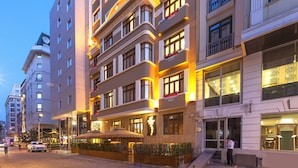 Depan hartanah