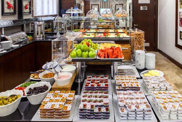 Bao gồm bữa sáng buffet hàng ngày