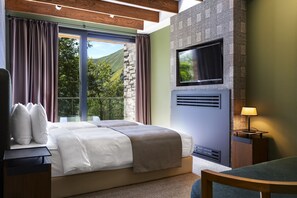 Villa de lujo | Sábanas italianas Frette, minibar, caja fuerte y mobiliario individual
