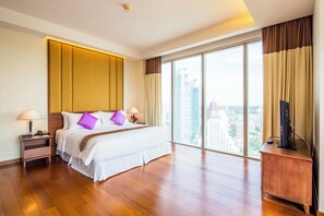 Two - Bedroom Panorama Suite | In-room safe, desk, soundproofing, iron/ironing board - Column Bangkok Hotel (Bangkok)