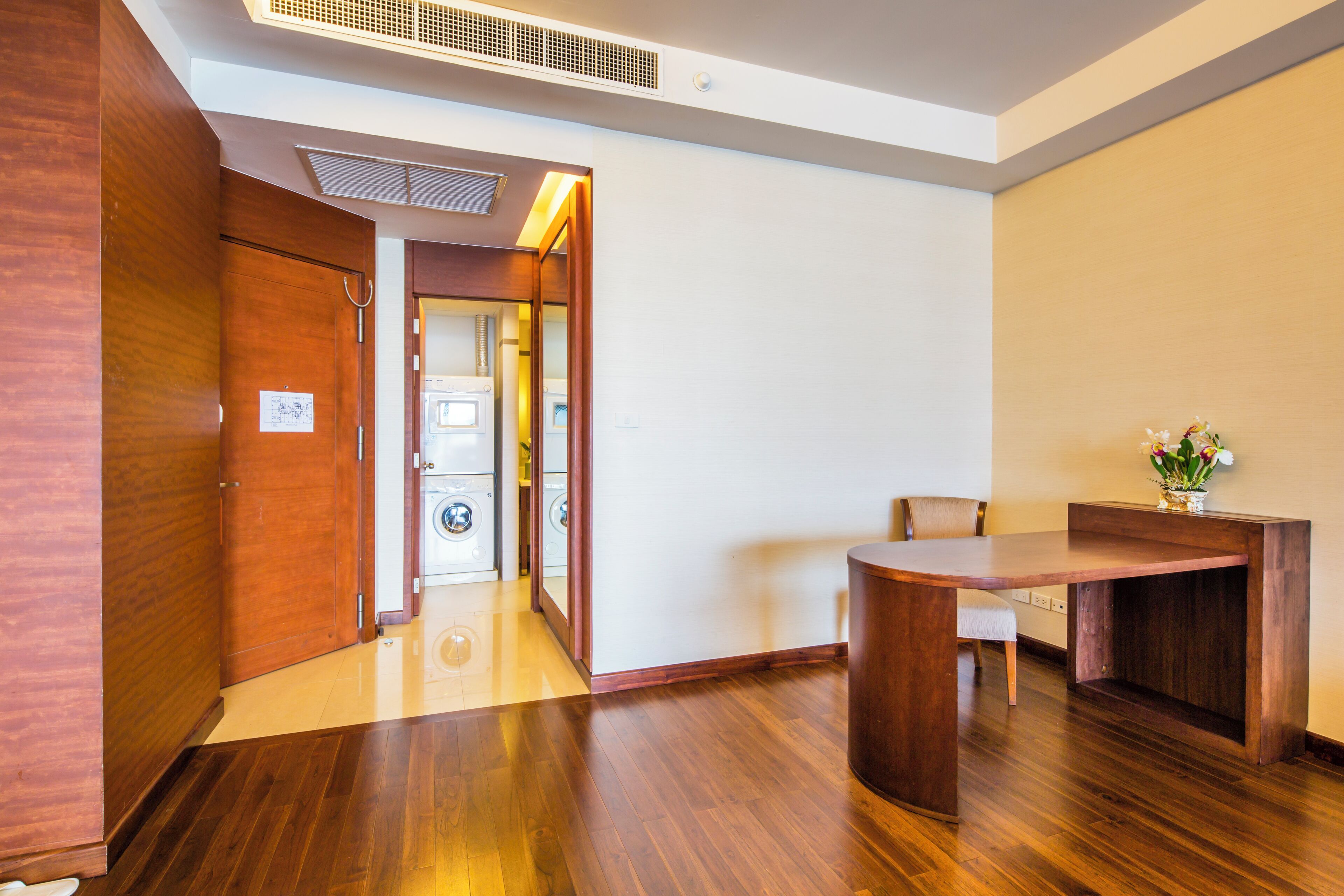 studio executive | in-room safe, desk, soundproofing, iron/ironing board