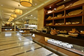 Petit déjeuner buffet