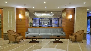 Sala de estar en el lobby