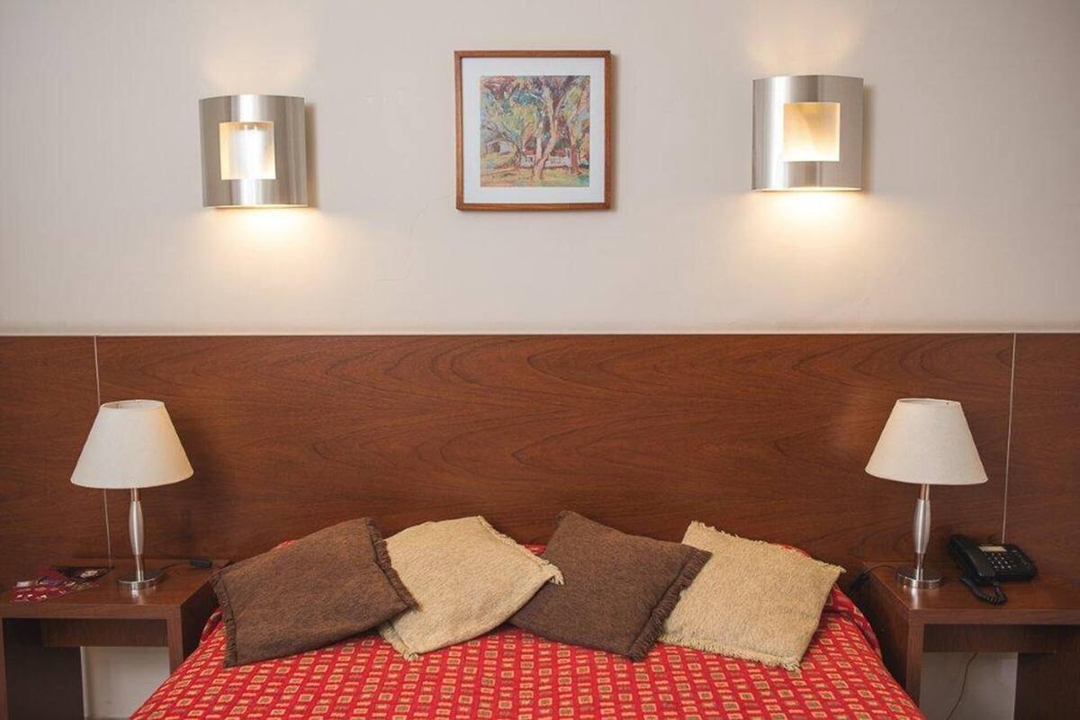 Minibar, caja fuerte, cunas gratuitas y wifi gratis