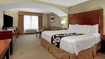 Deluxe Room, 1 King Bed, Non Smoking (Deluxe Executive Room) | Premium bedding, pillow-top beds, individually furnished, desk