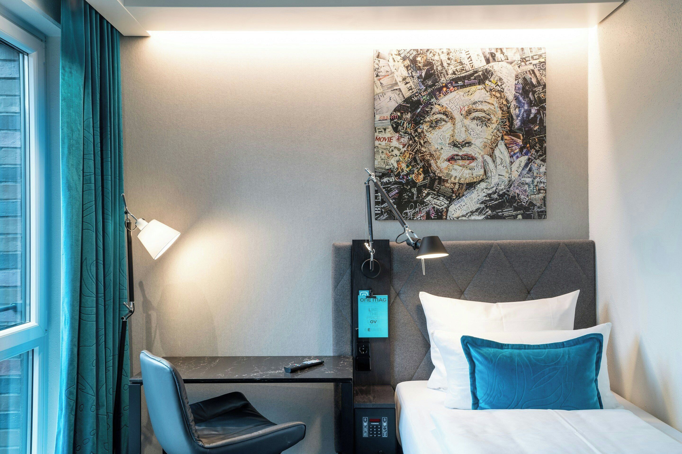 Photo - Motel One Berlin-Spittelmarkt