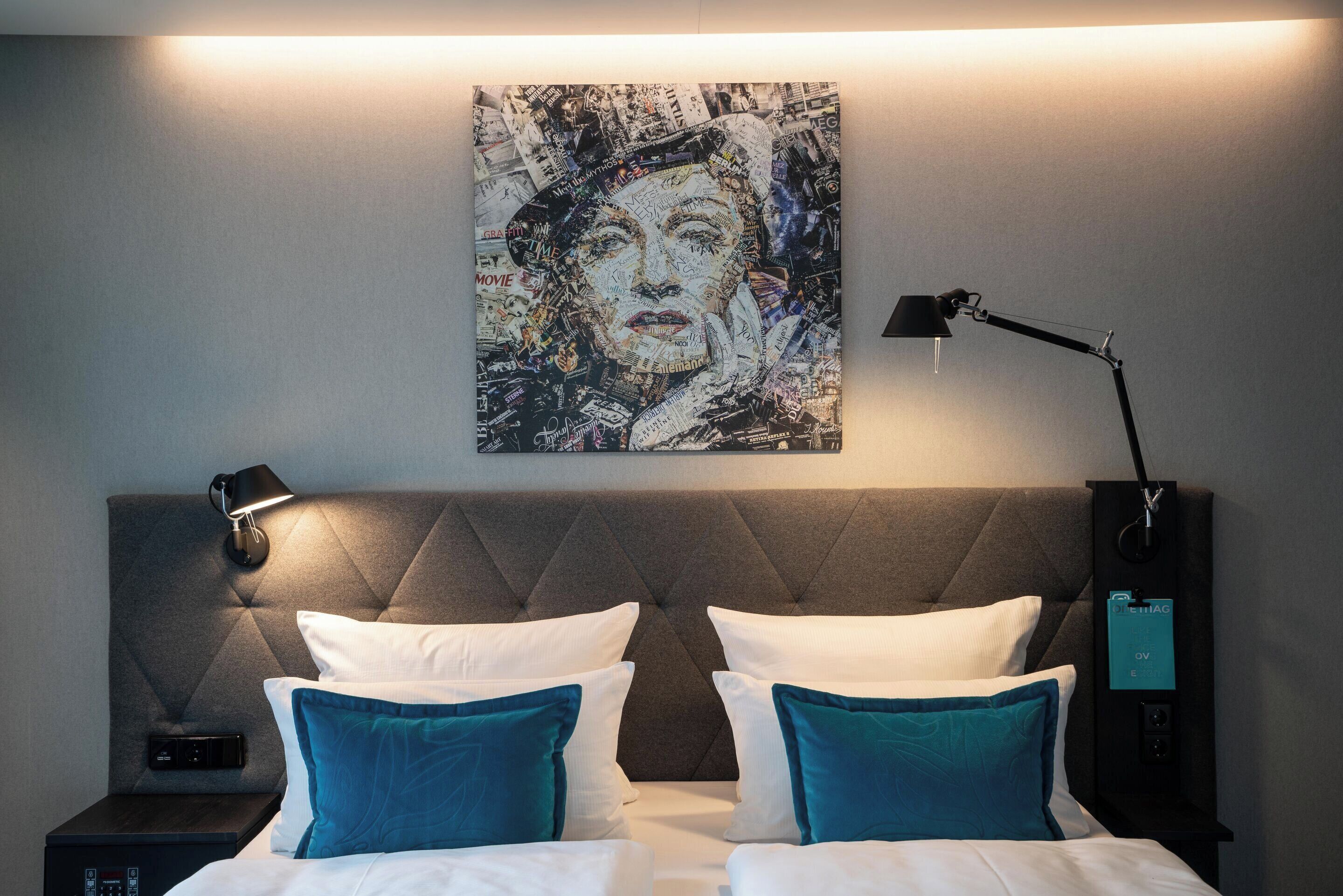 Photo - Motel One Berlin-Spittelmarkt