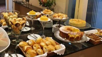 Ilmainen päivittäinen buffetaamiainen