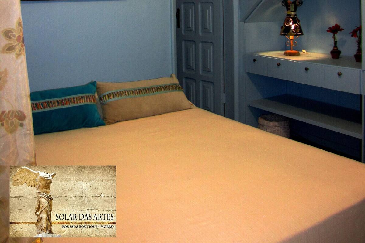 Frigobar, cofres nos quartos, cortinas blackout, Wi-Fi de cortesia