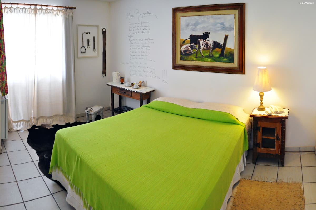 Minibar, in-room safe, blackout drapes, free WiFi
