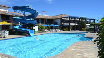 3 outdoor pools, pool umbrellas, sun loungers